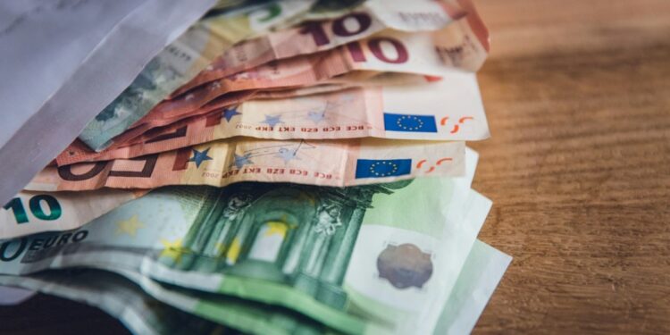 Cómo pedir 1000 euros con ASNEF